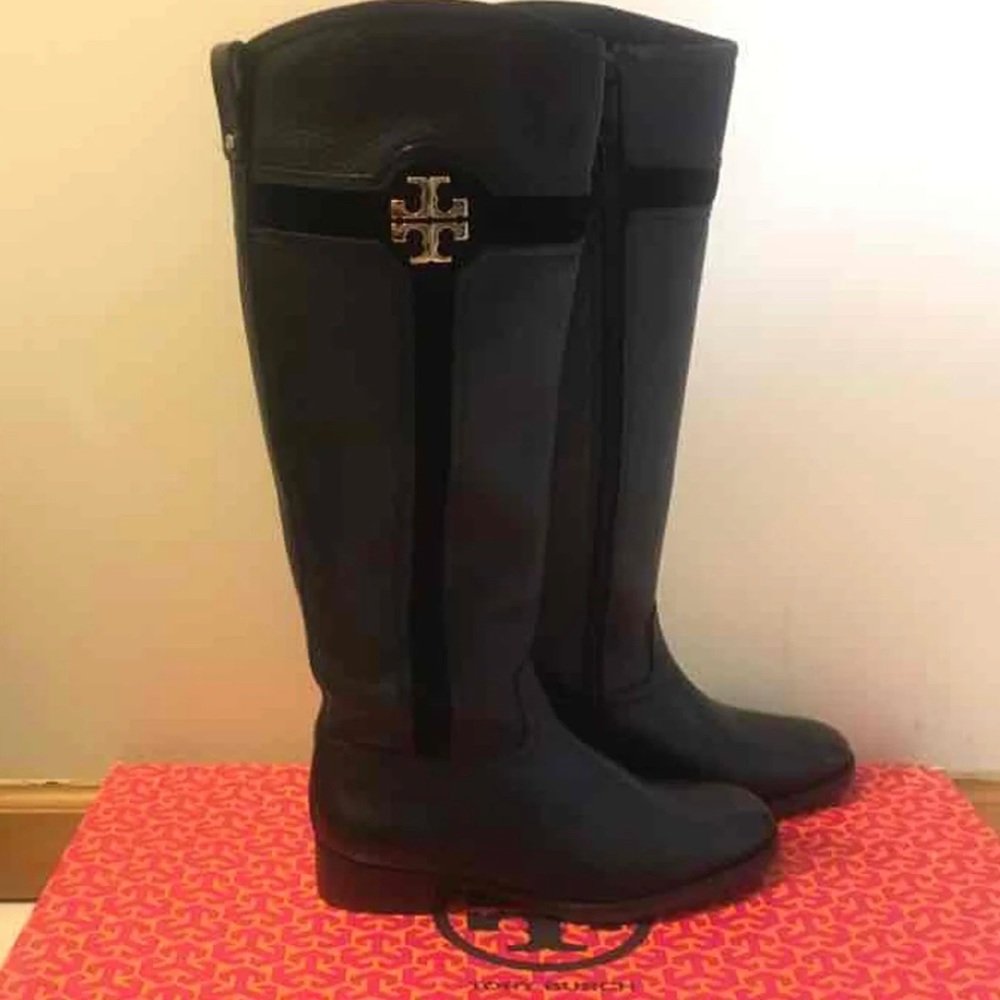 Black Tory Burch boots
